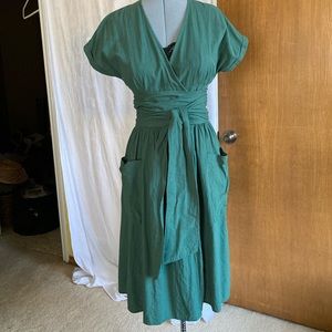 Very unique and versatile piece, Med